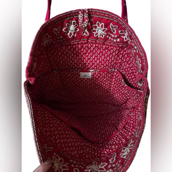NWOT – Vera Bradley Tote & NWT Makeup Bag Set Retired Red Bandana Print, Vintage - Picture 4 of 11